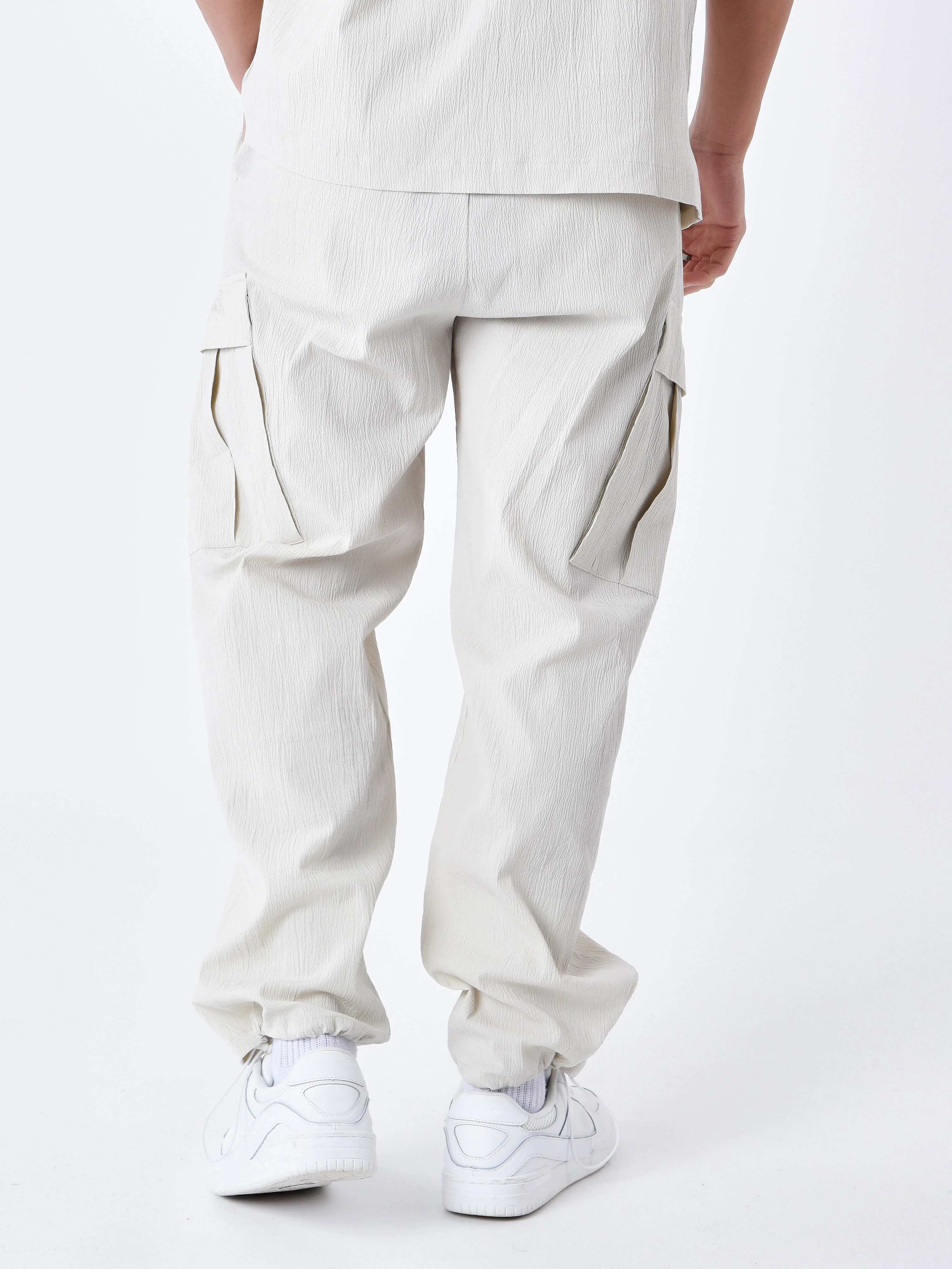 Pantalon effet froissé a poches - Image 4