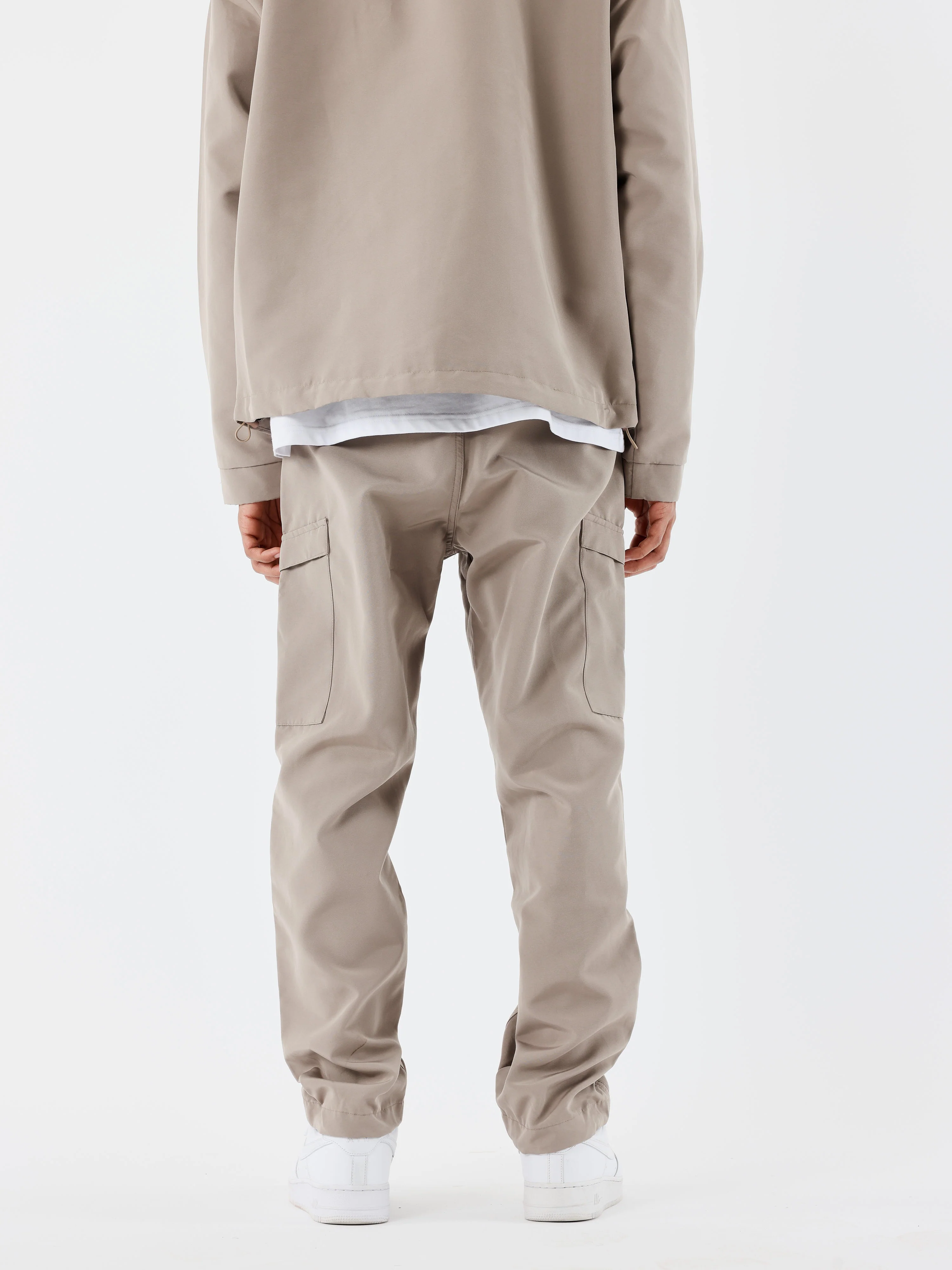 Pantalon technique a poches - Image 3