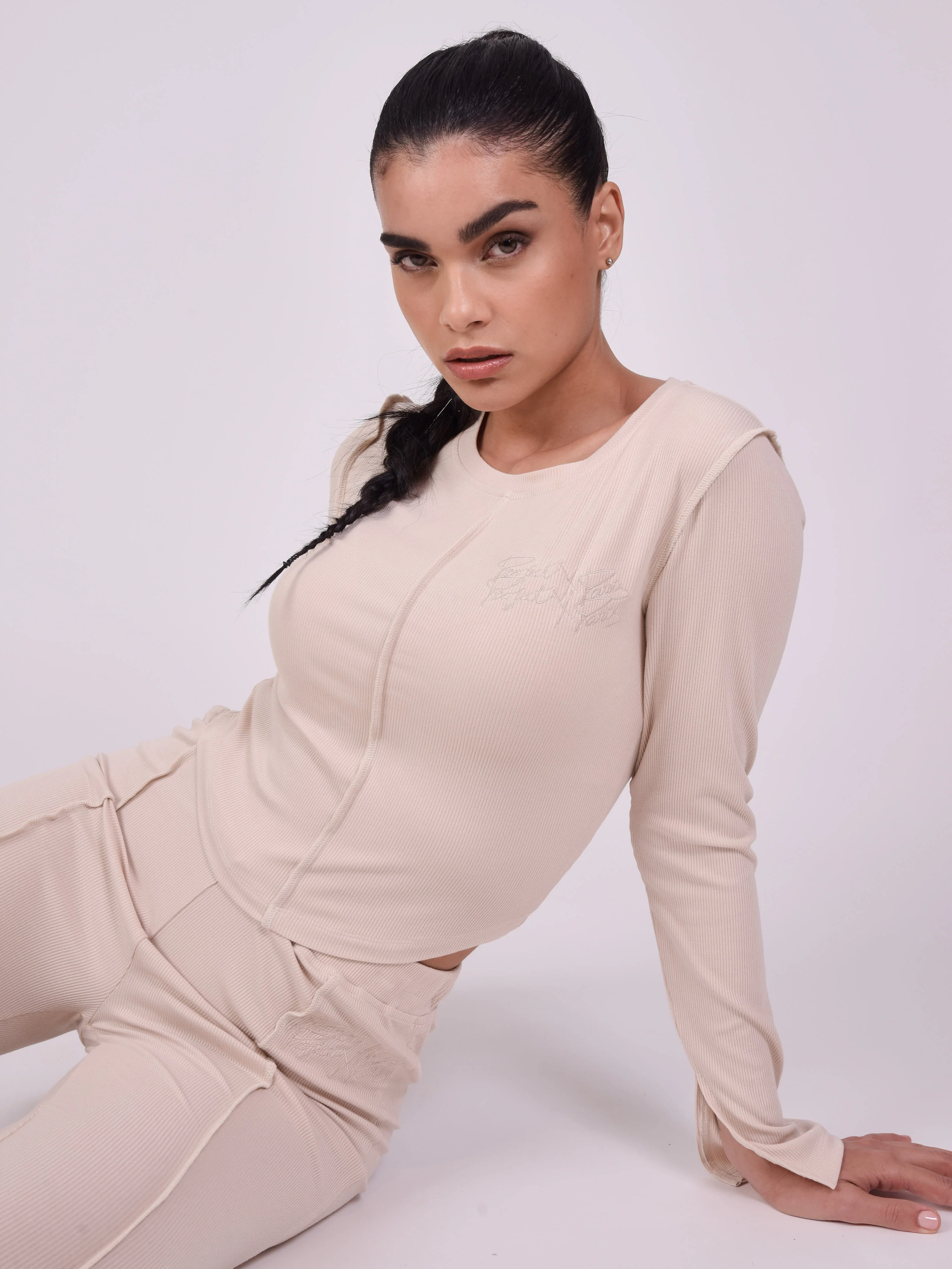 Pull manches longues coutures apparentes