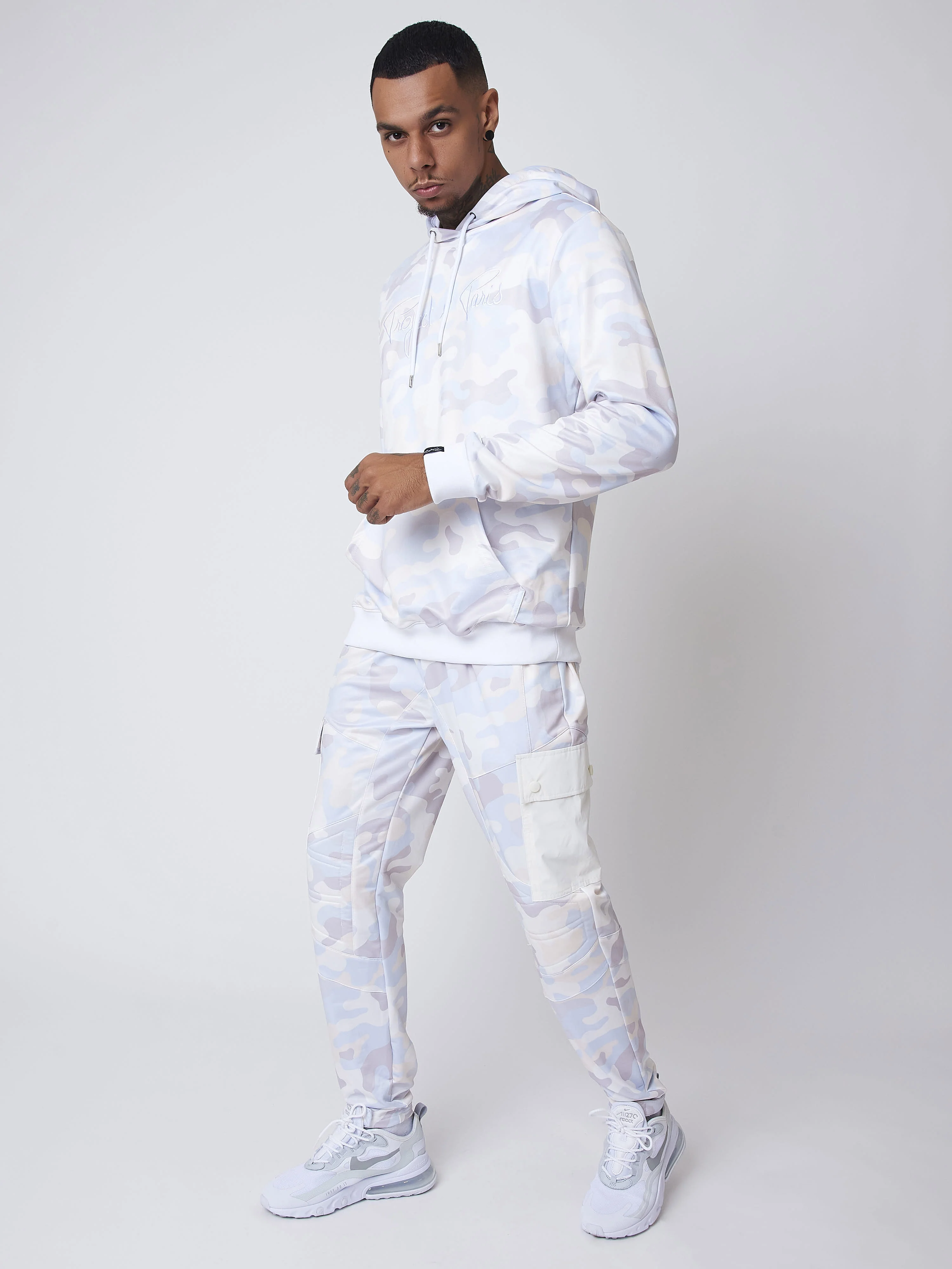 Sweat Ă Capuche motif camouflage avec broderie logo sur la poitrine et poche kangourou - Image 2