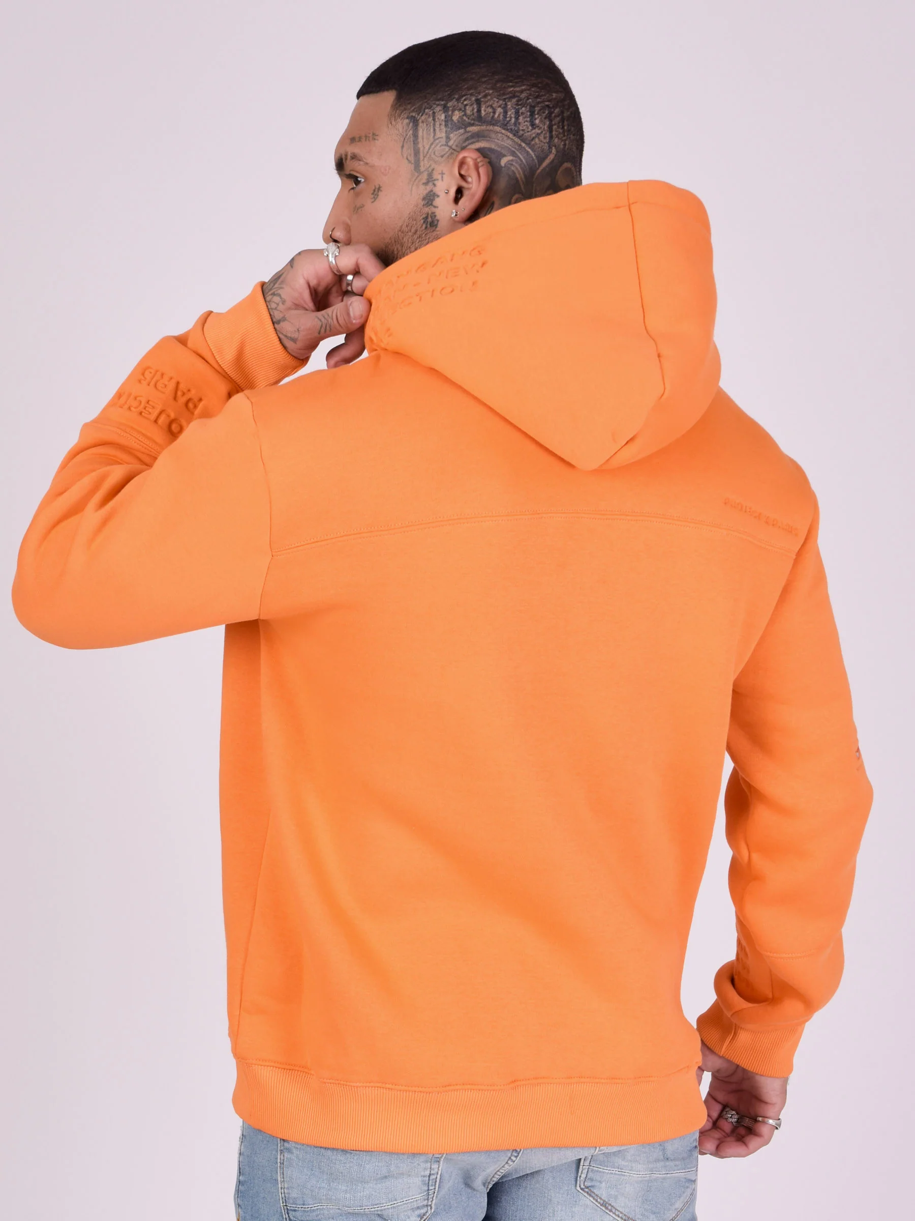 Sweat capuche logo relief négatif - Image 5