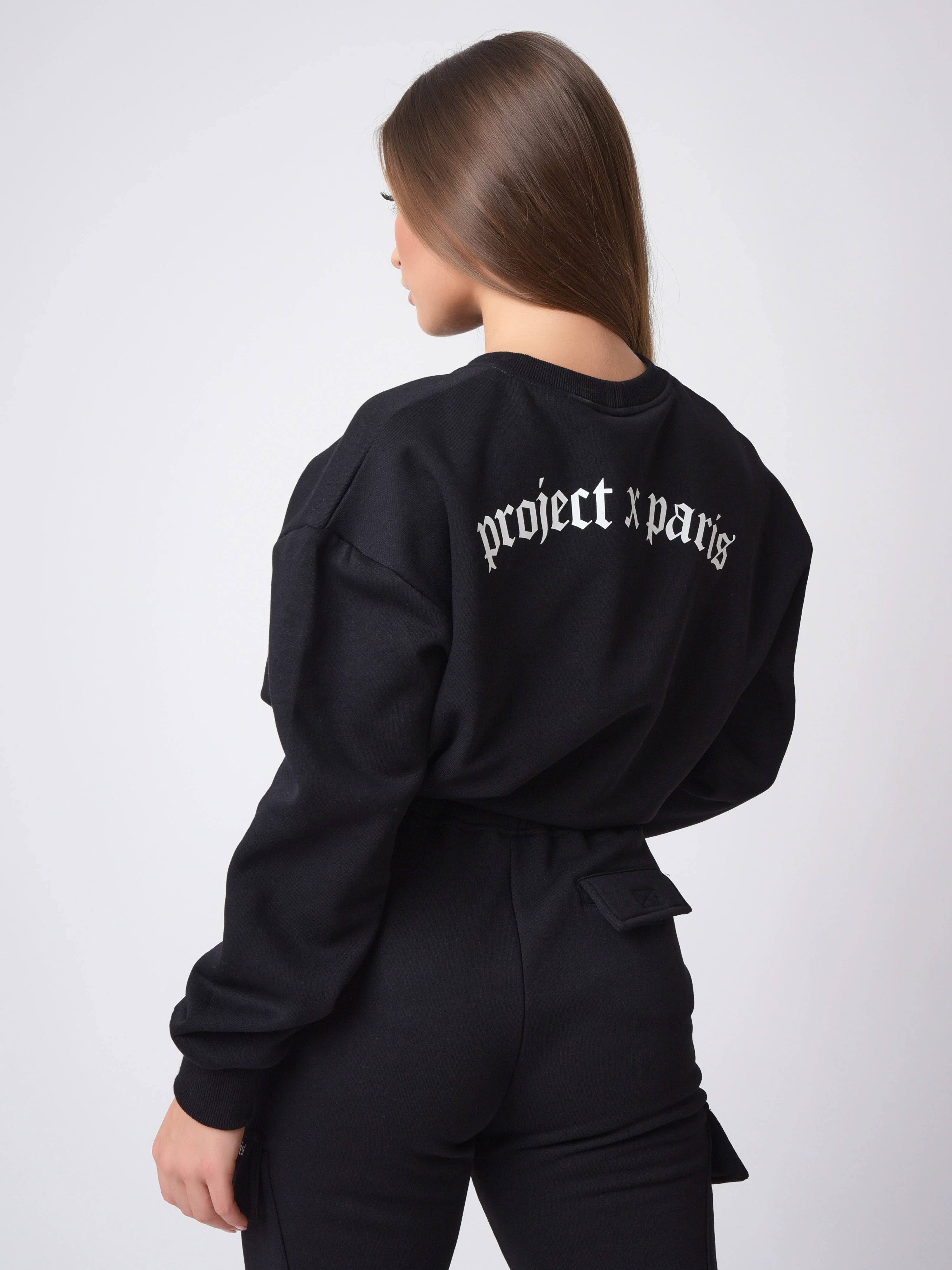Sweat court col rond typo gothique - Image 5