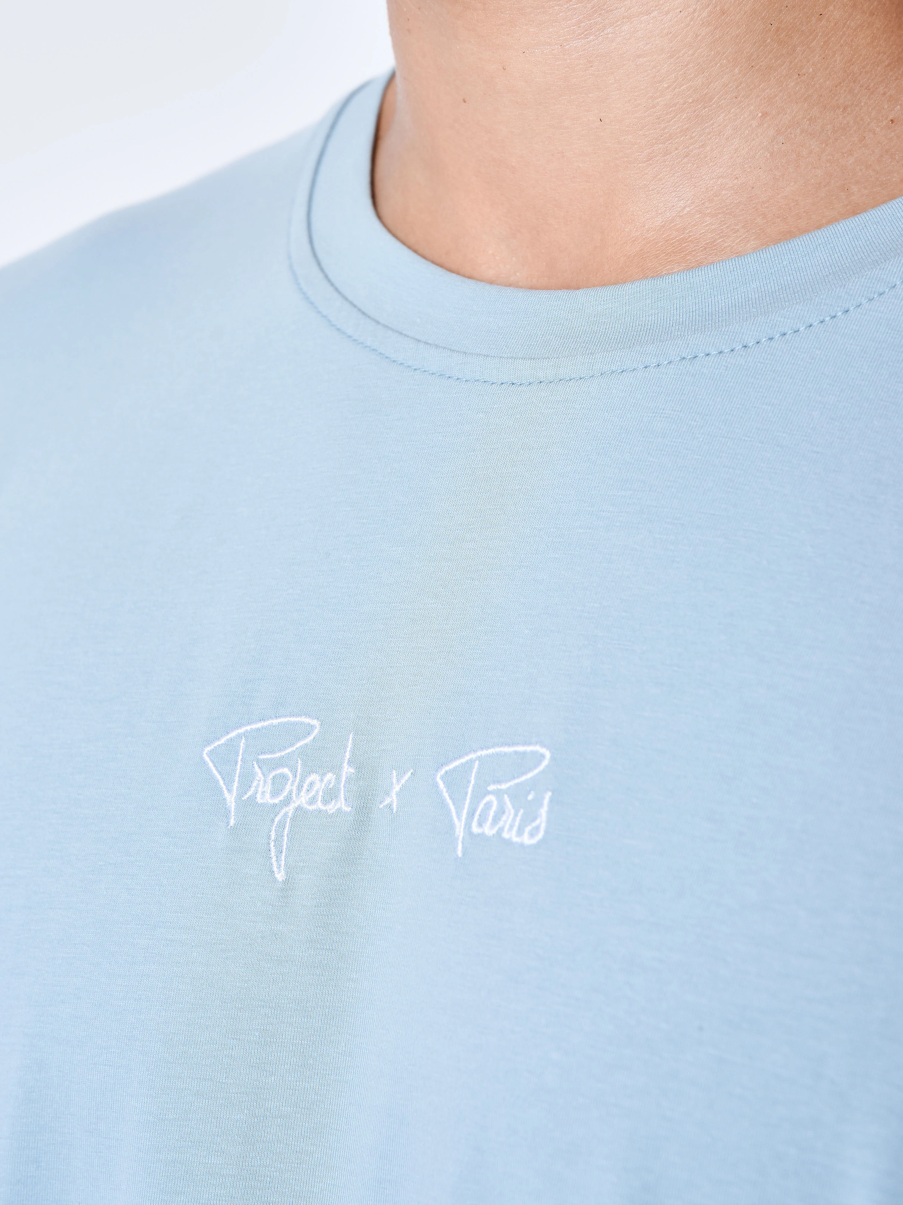 T-shirt broderie logo - Image 18