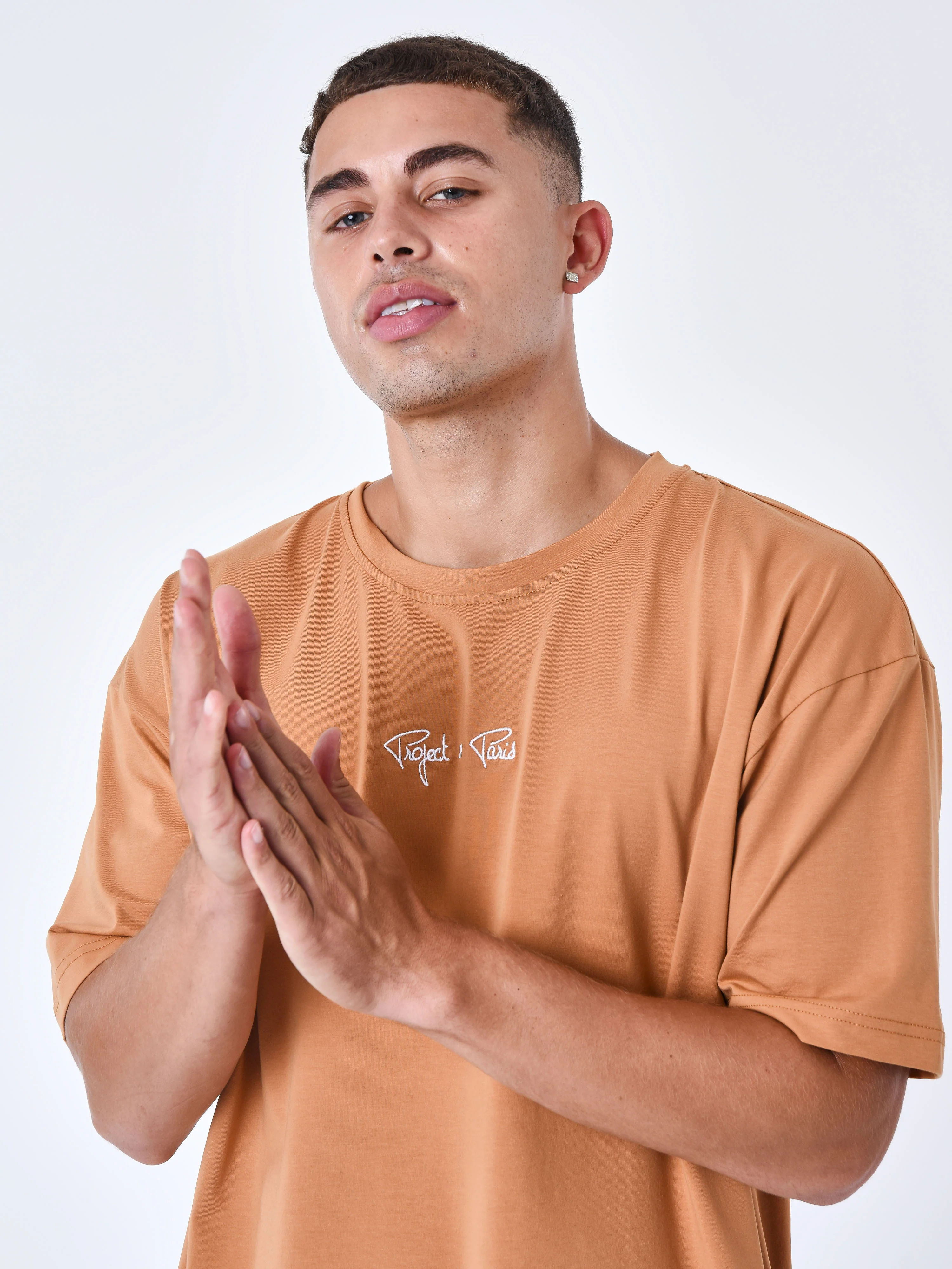 T-shirt broderie logo - Image 25