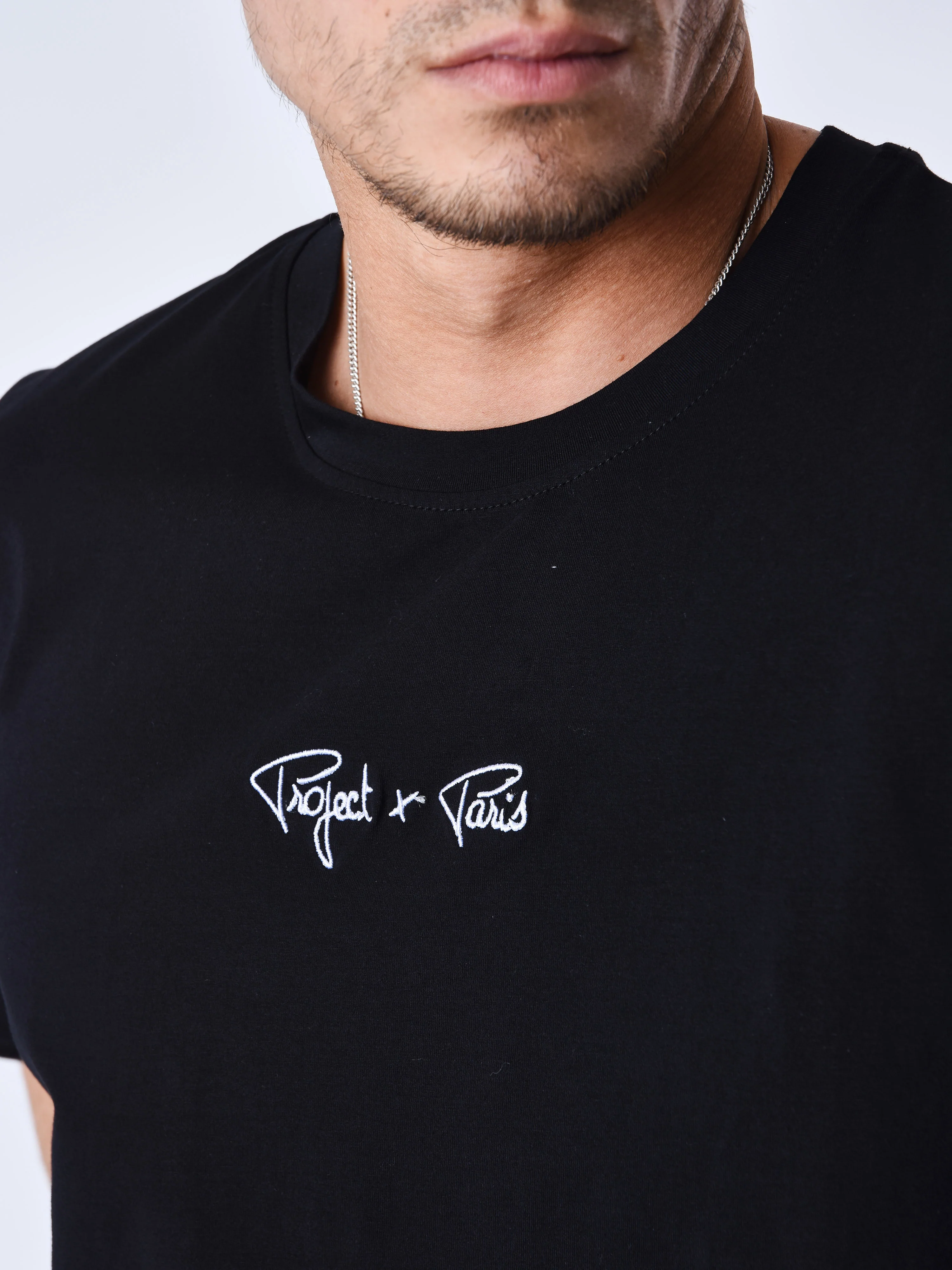 T-shirt broderie logo - Image 6