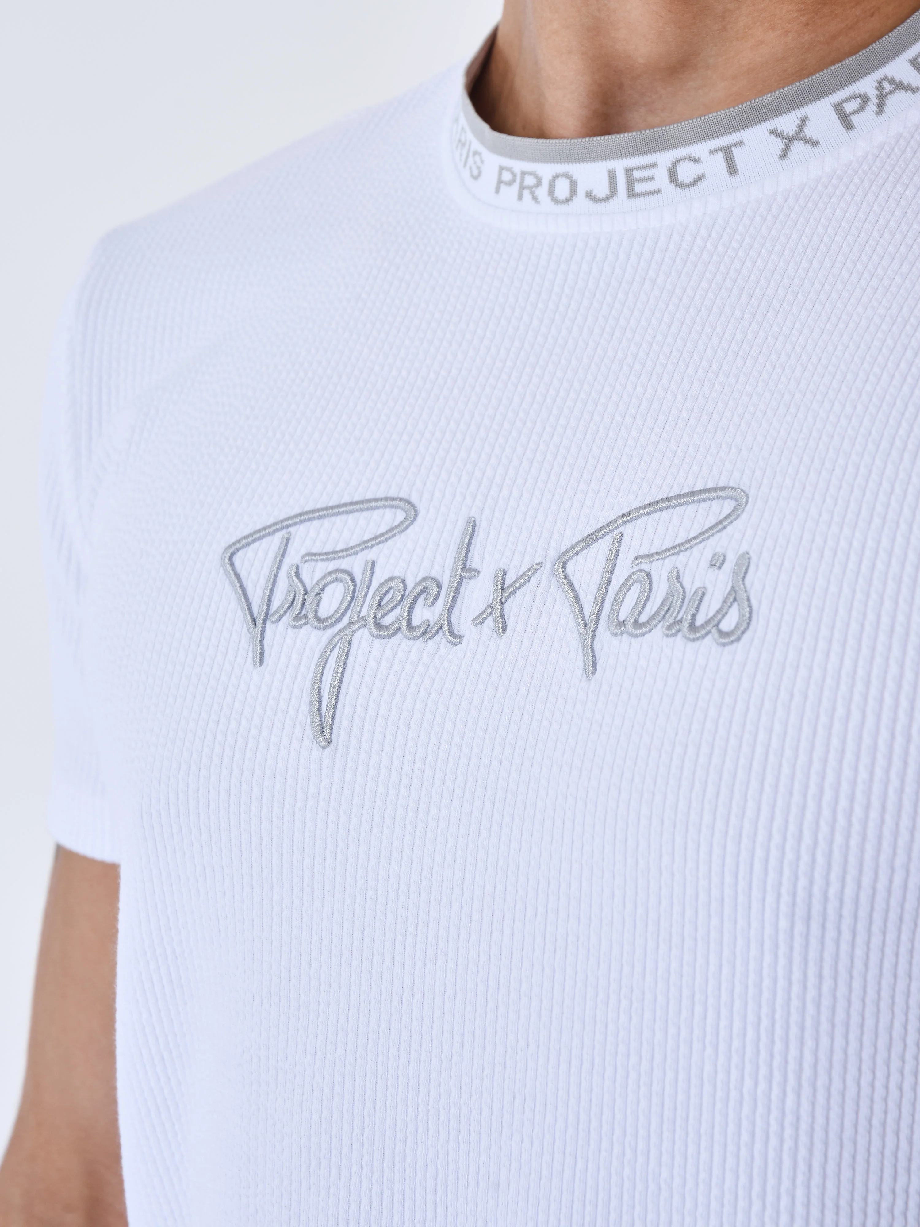 T-shirt texturé brodé - Image 6