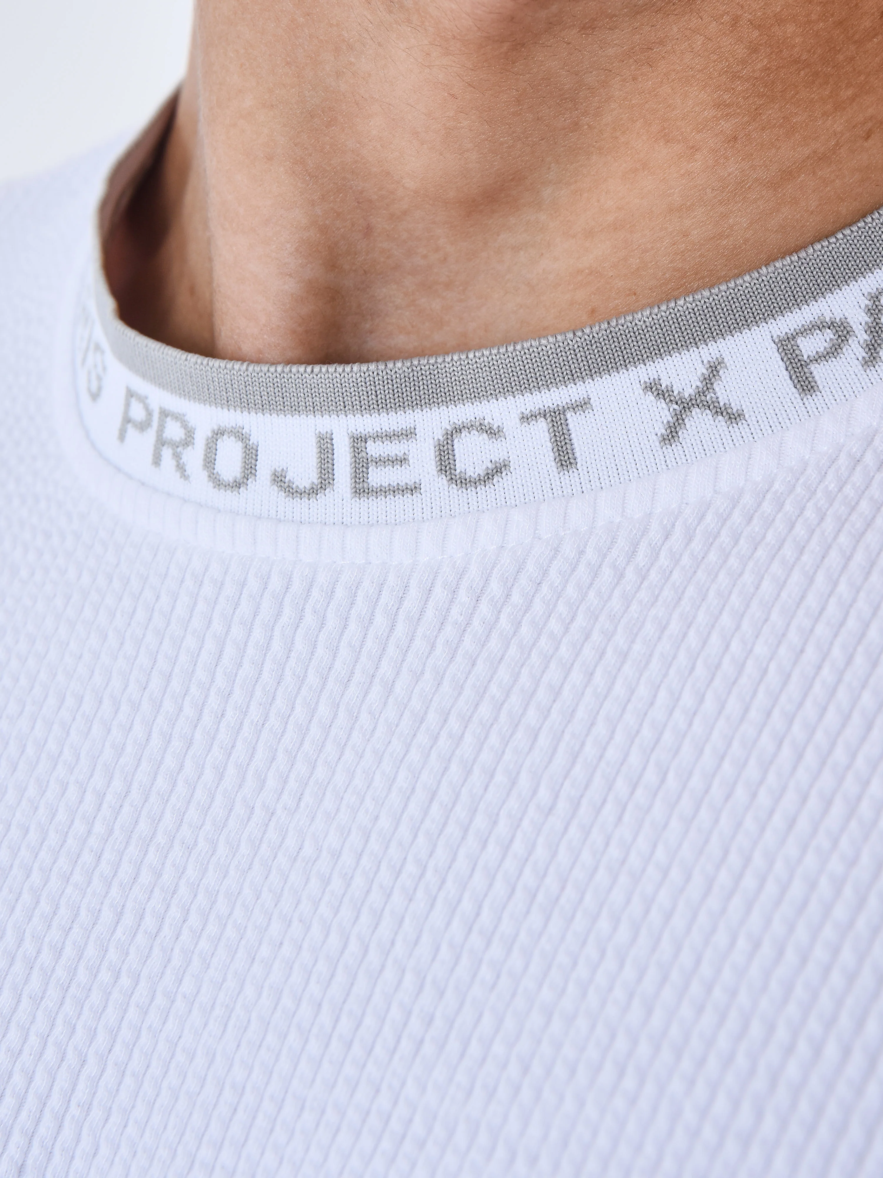 T-shirt texturé brodé - Image 7