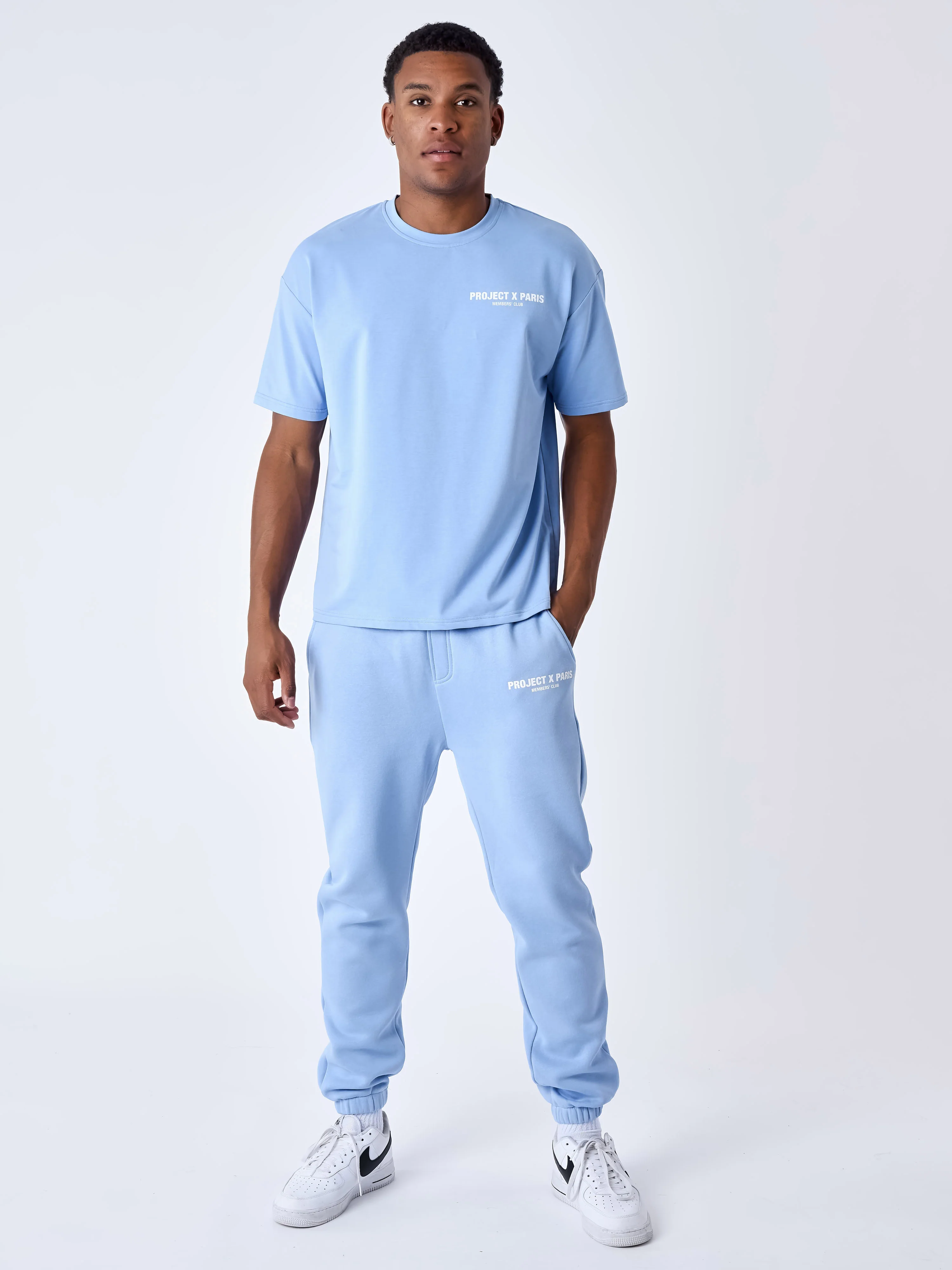 T-shirt members' club - Image 3