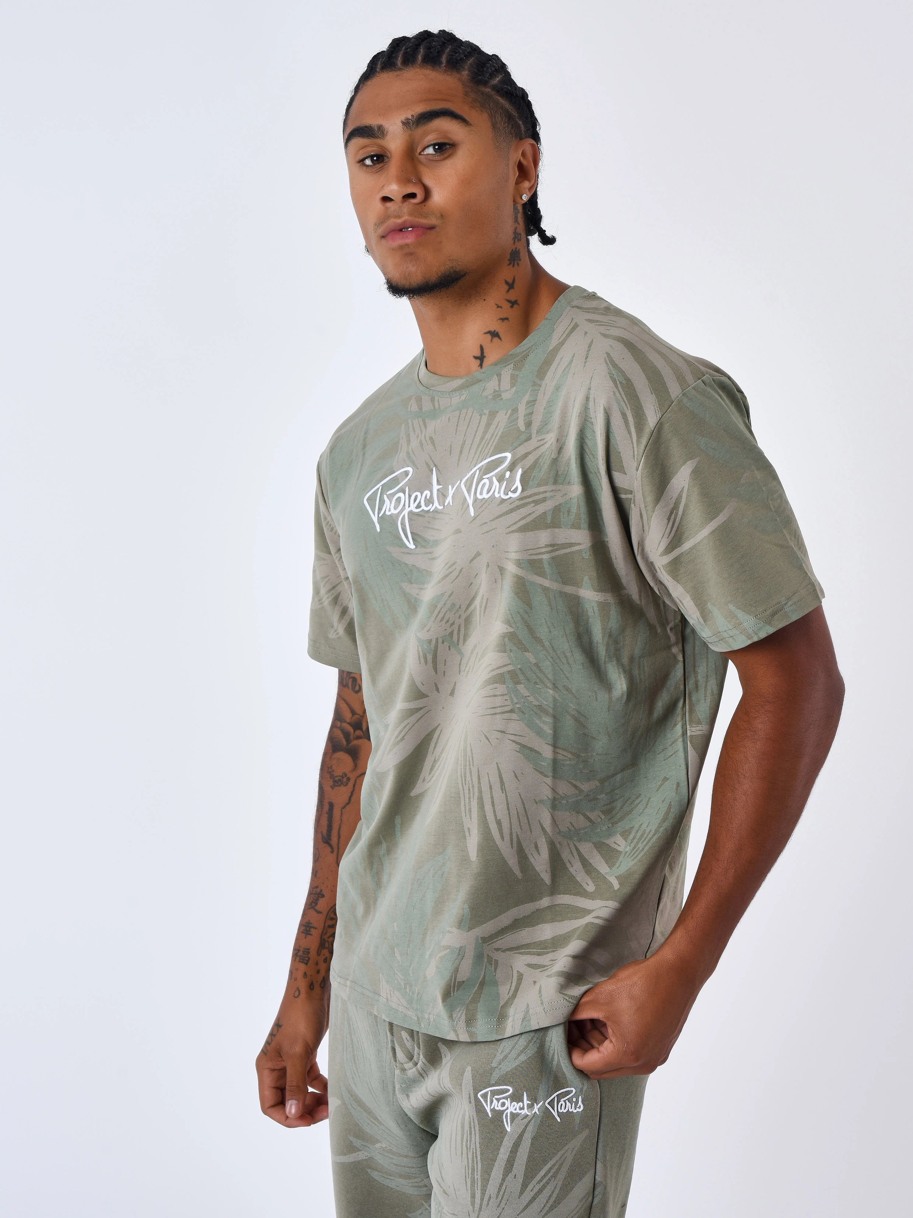 T-shirt motif all over feuilles de palmier - Image 4