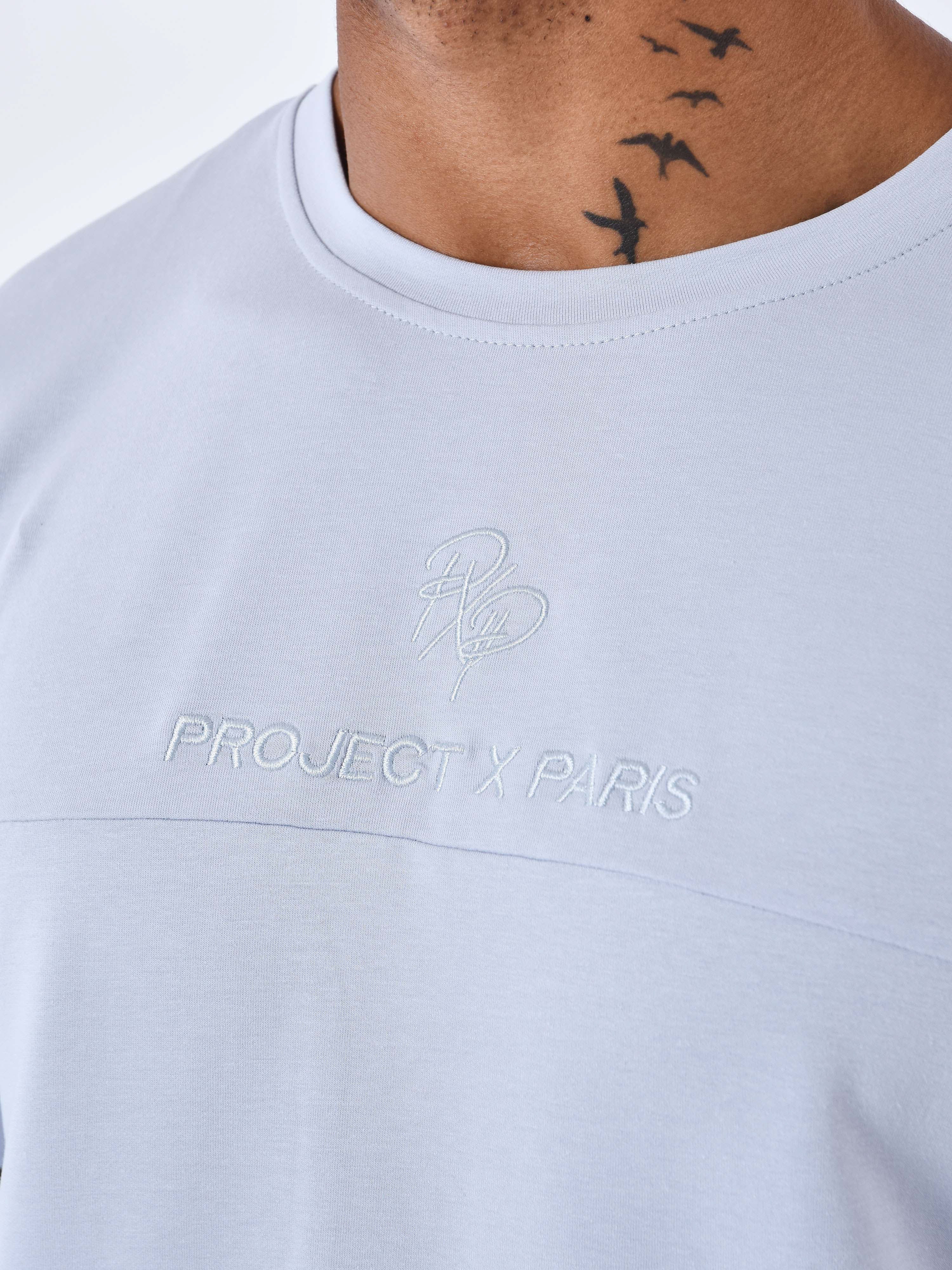 T-shirt style techwear - Image 6