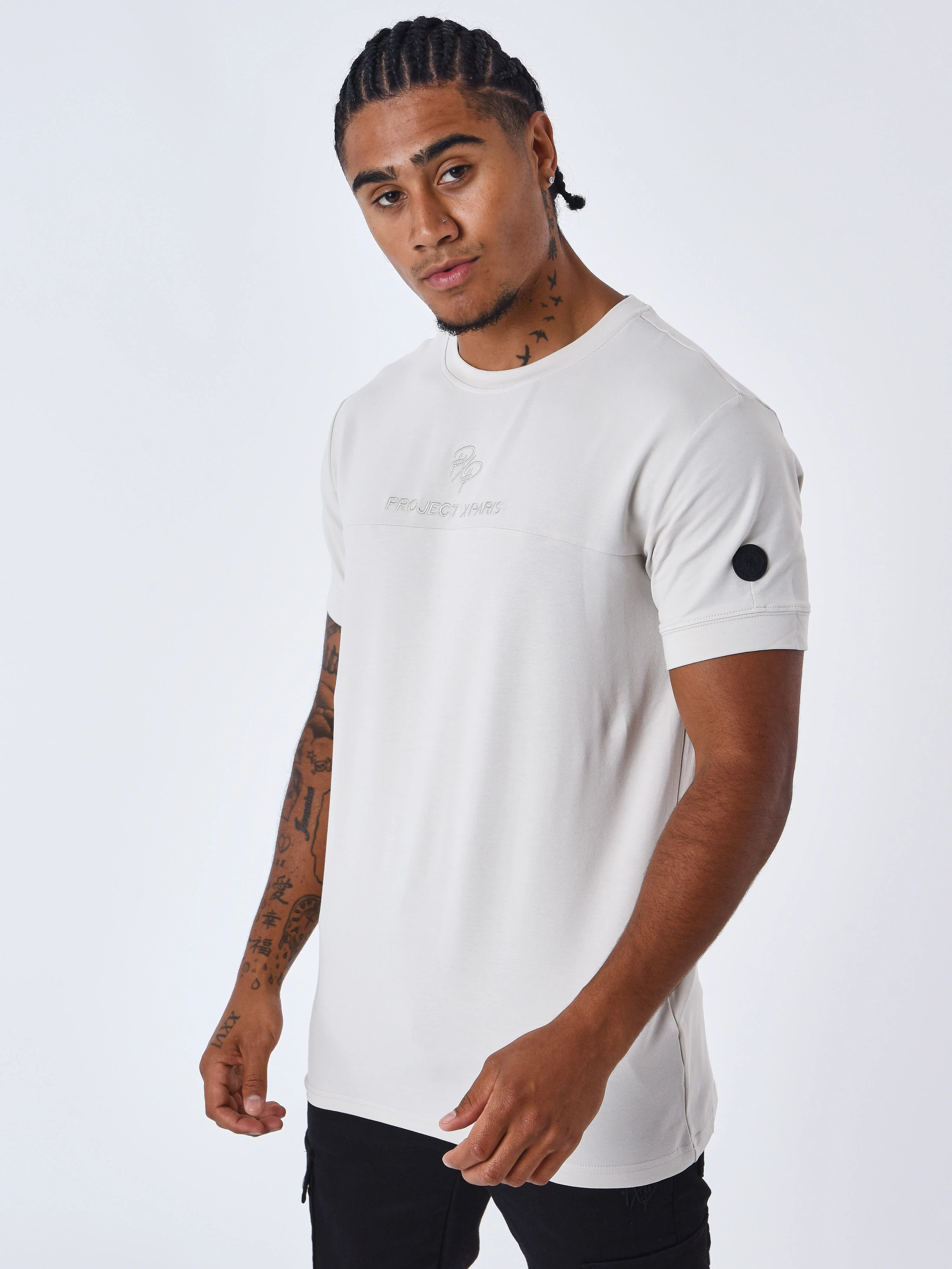 T-shirt style techwear - Image 4