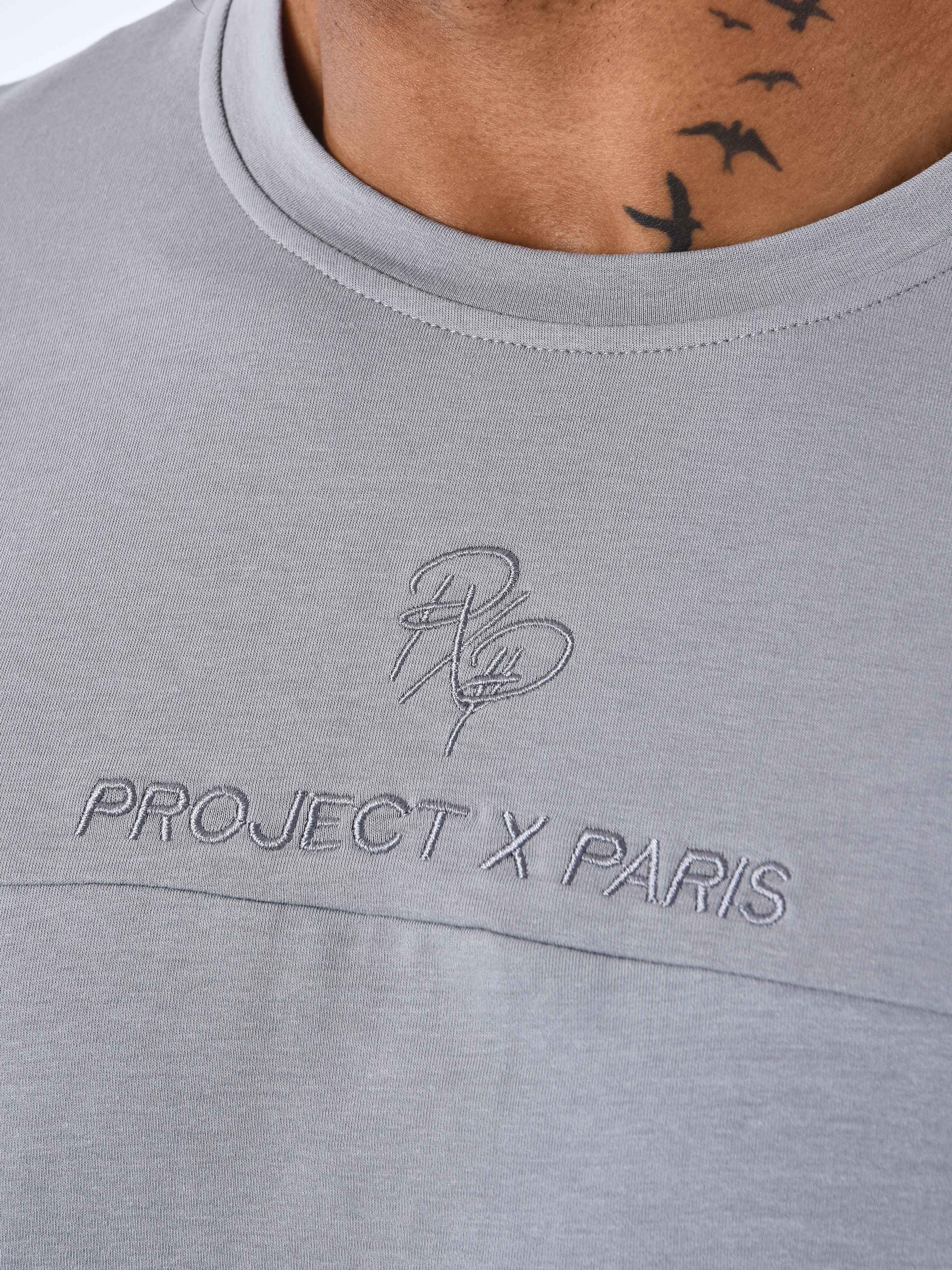 T-shirt style techwear - Image 5