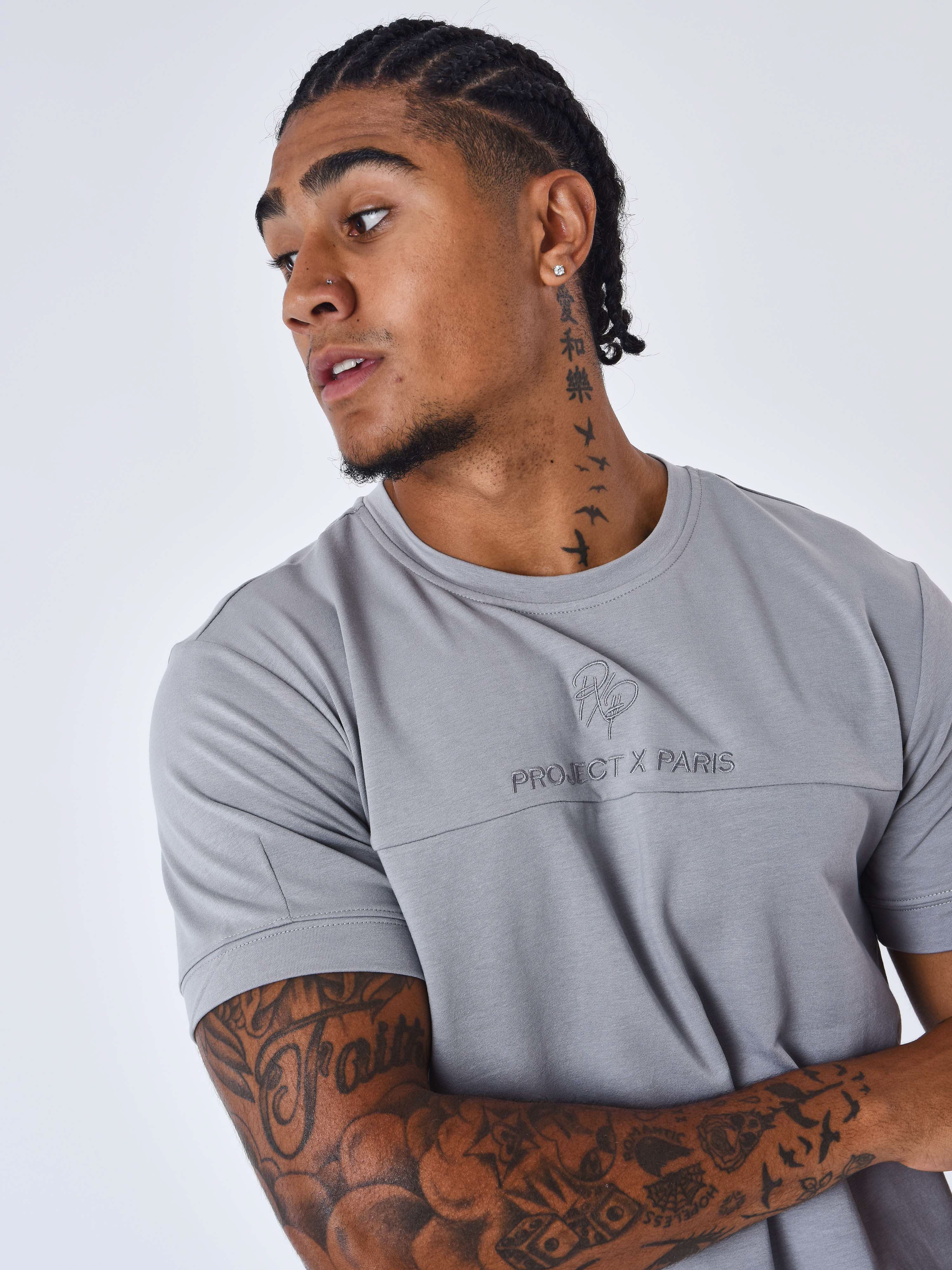 T-shirt style techwear - Image 8