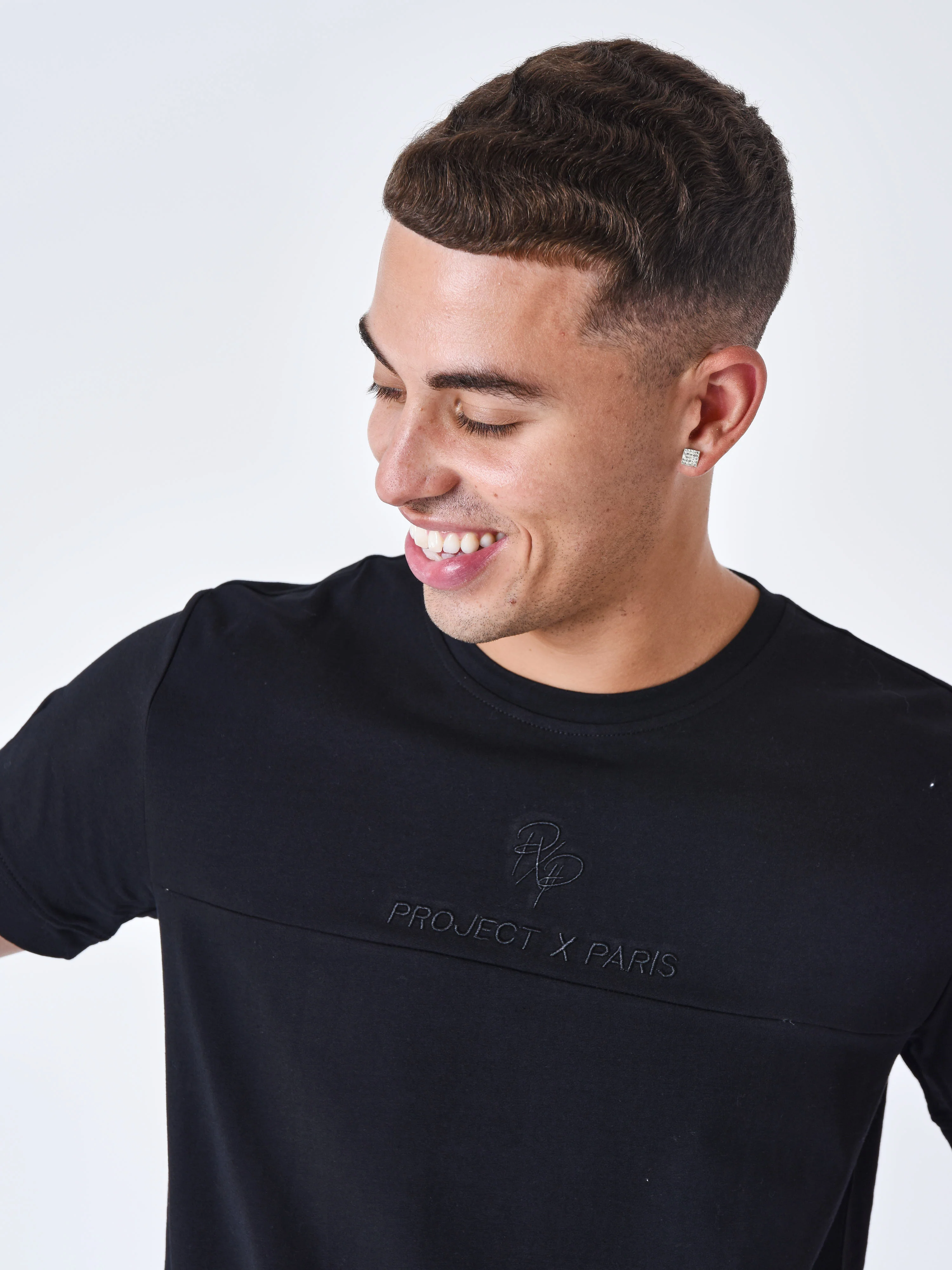 T-shirt style techwear - Image 4