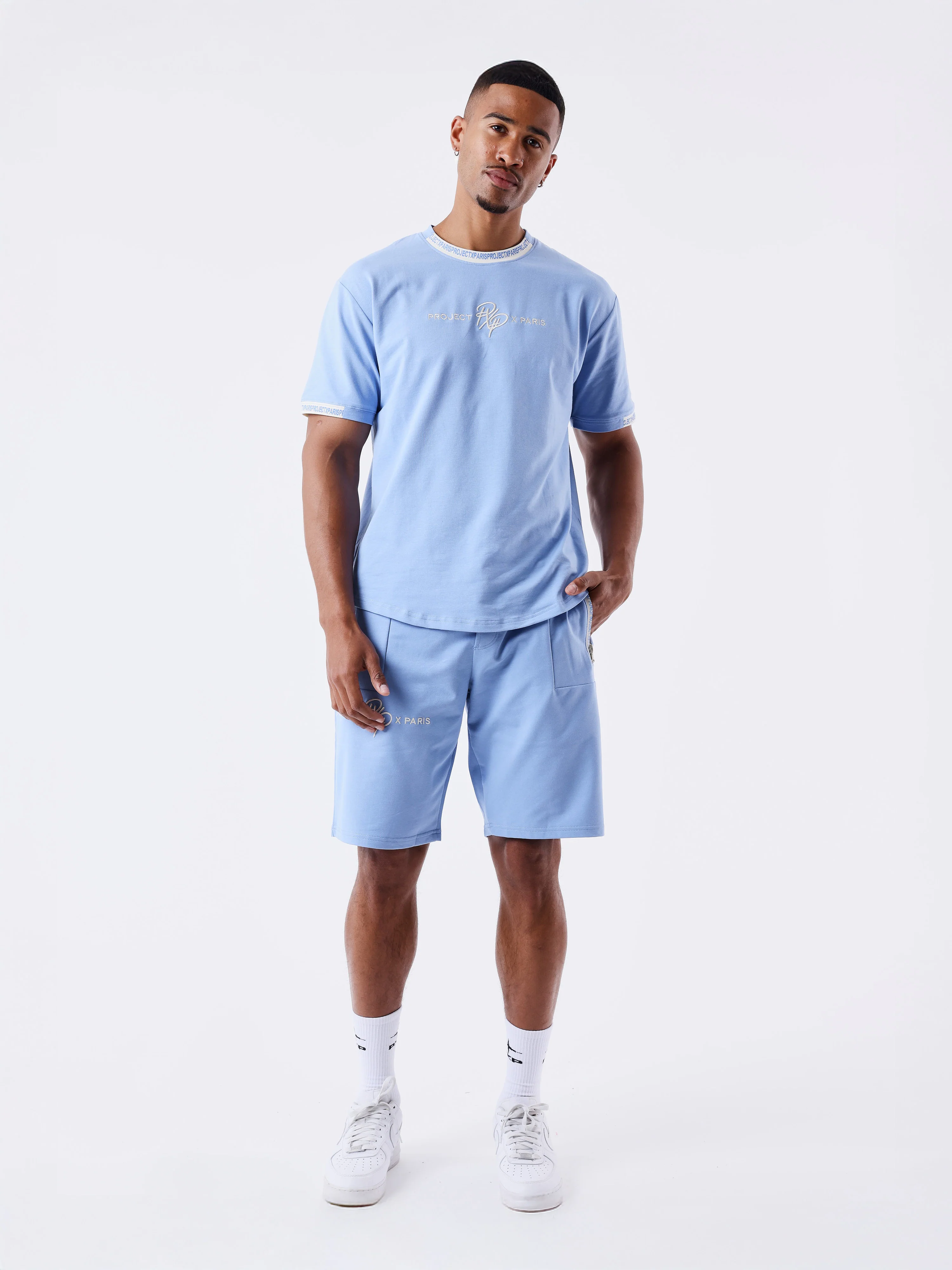 T-shirt uni avec bande logo - Image 5