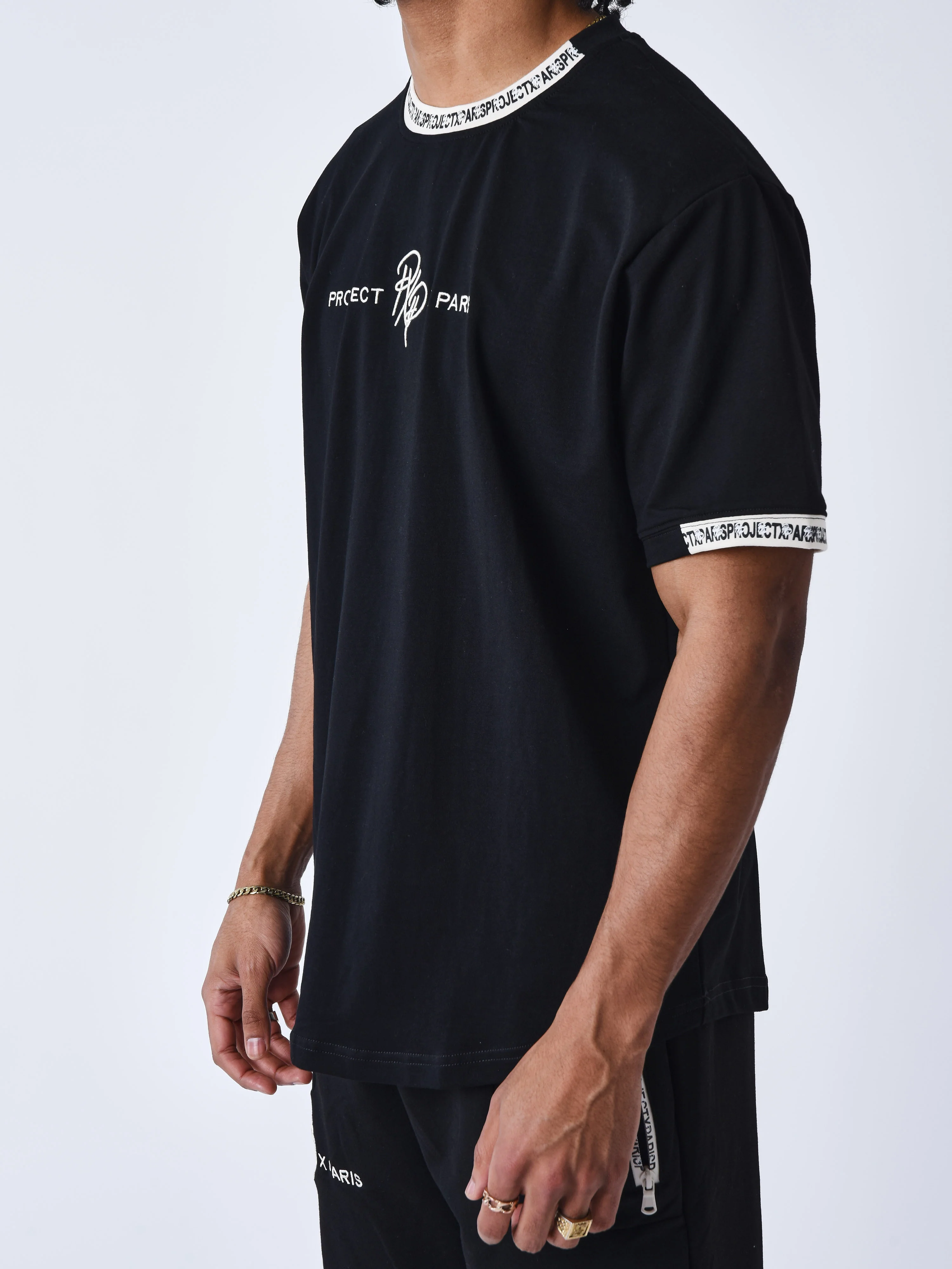 T-shirt uni avec bande logo - Image 4