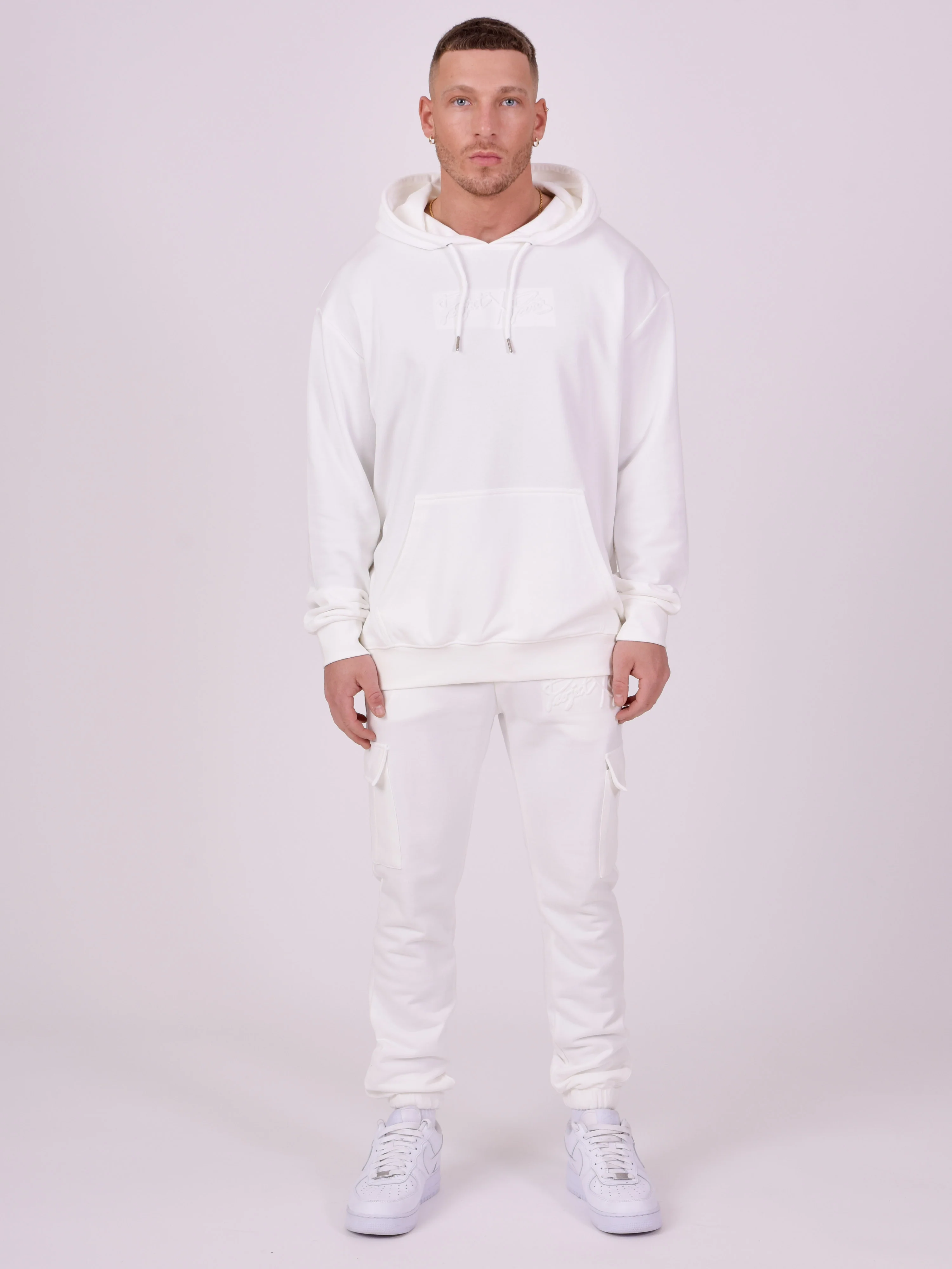 Bas de jogging cargo logo embossage relief - Image 3