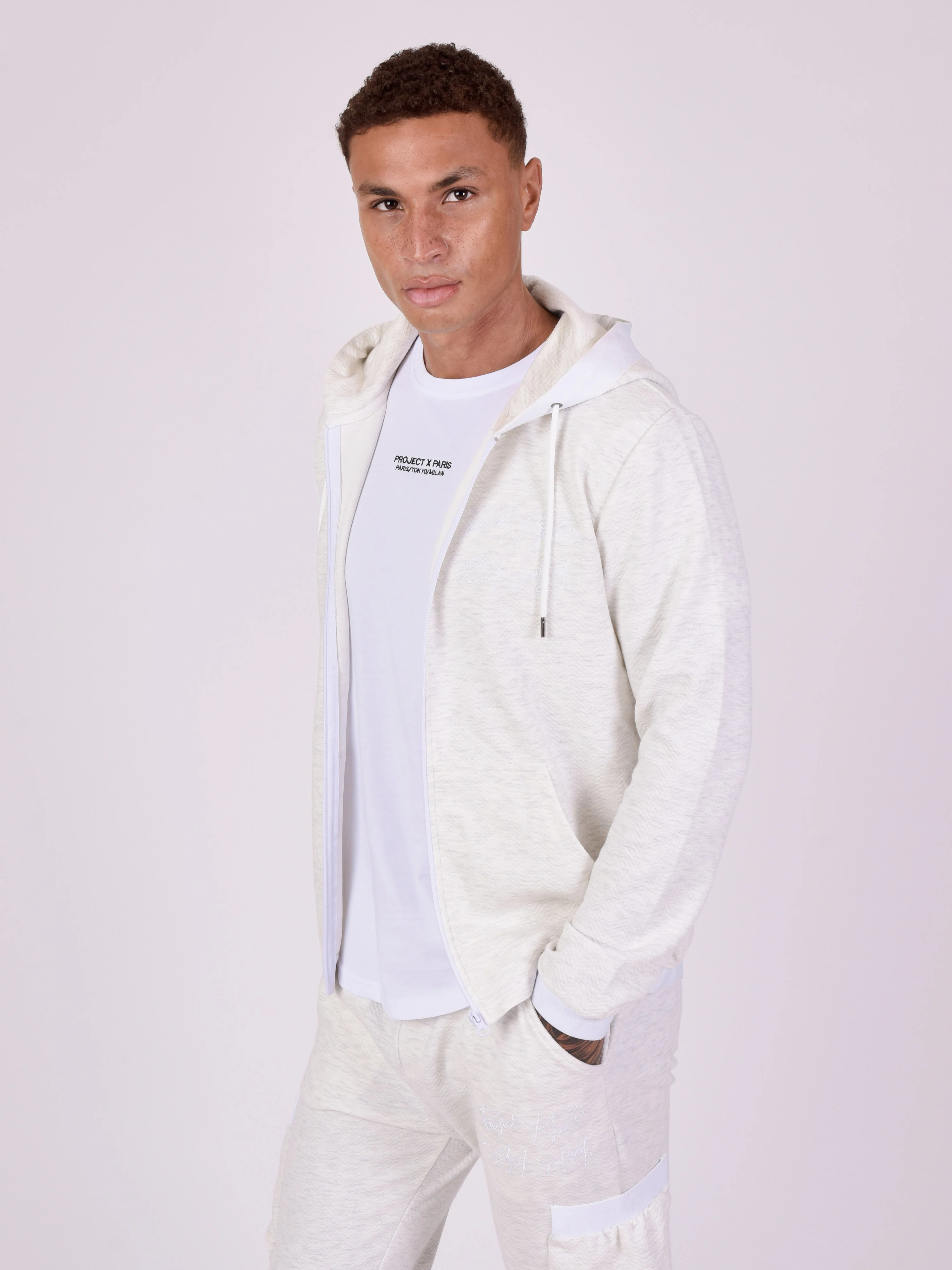 Veste en tissus texturé et details élastique sport - Image 4